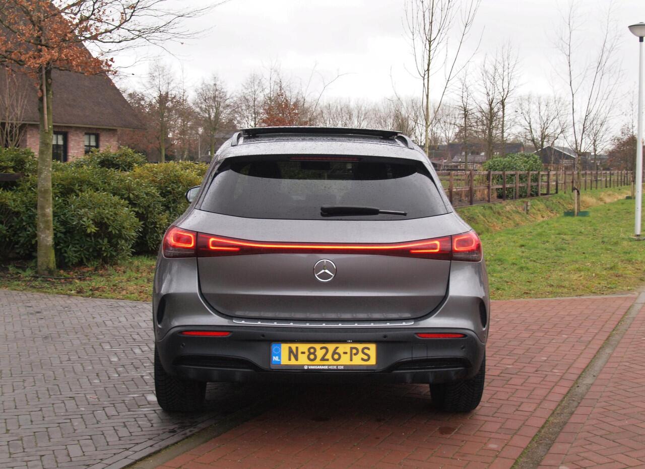 Mercedes-Benz EQA 250 Business Solution AMG 67 kWh | SOH 97% | Panoramadak | Head-Up Display | 360 Camera | Sfeerverlichting | NL-Auto |