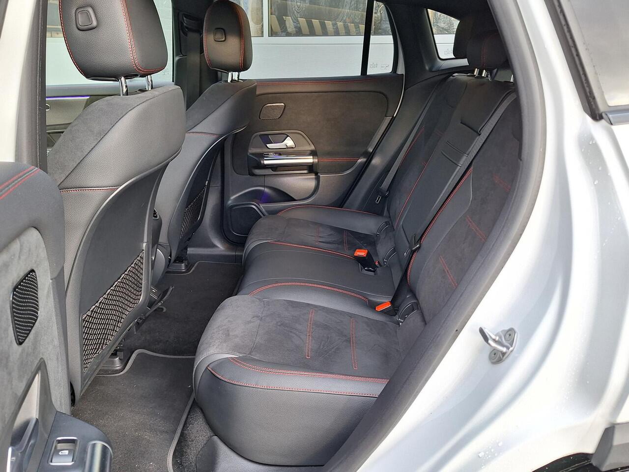 Mercedes-Benz EQA 250 AMG Line | Trekhaak | Night pakket | Keyless-GO | Achteruitrijcamera | Sfeerverlichting | Elektrische achterklep