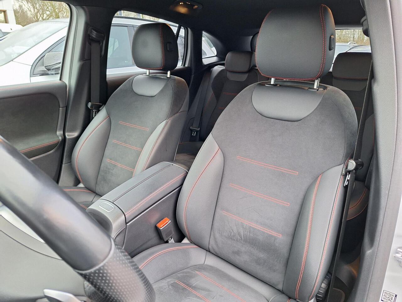 Mercedes-Benz EQA 250 AMG Line | Trekhaak | Night pakket | Keyless-GO | Achteruitrijcamera | Sfeerverlichting | Elektrische achterklep