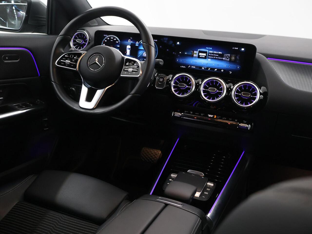 Mercedes-Benz EQA 250 Business Line 67 kWh | Trekhaak | Stoelverwarming | Sfeerverlichting | Achteruitrijcamera |