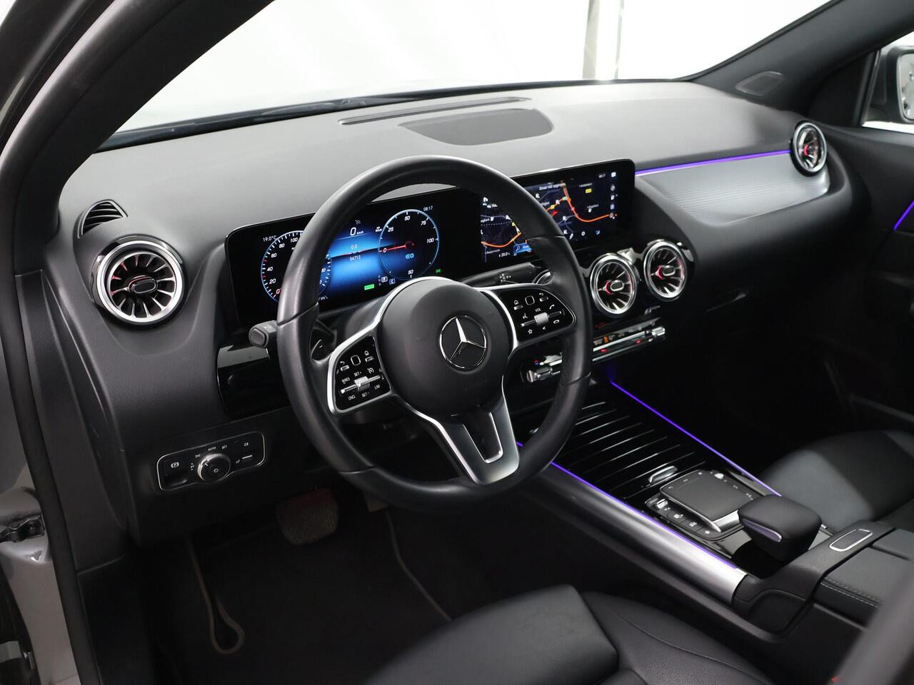 Mercedes-Benz EQA 250 67 kWh | Augmented reality | Apple carplay | Elektrische achterklep |