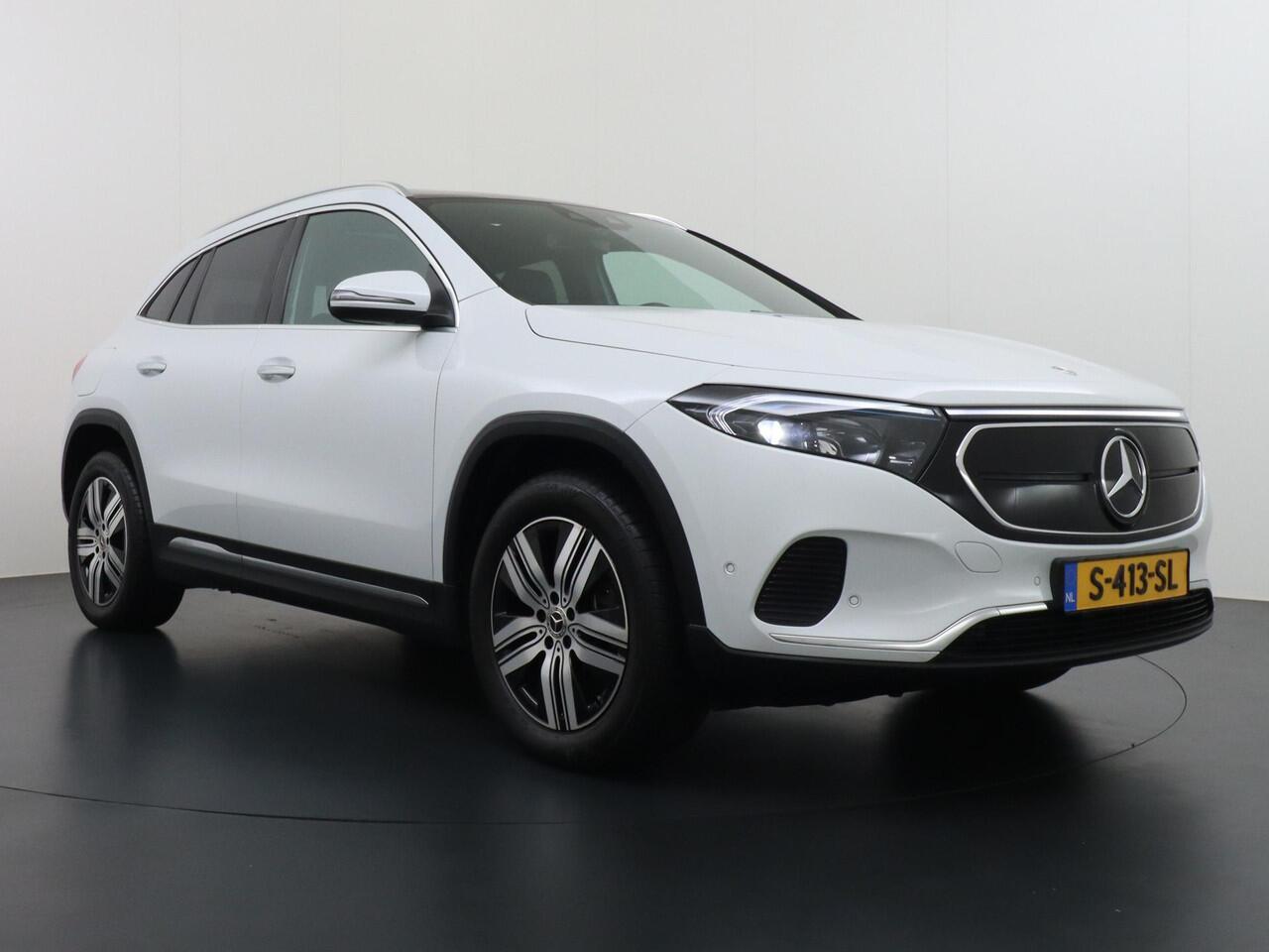 Mercedes-Benz EQA 250 Luxury Line 67 kWh LEDER | AMBILIGHT | CAMERA | PANORAMADAK | RIJKLAARPRIJS INCL. 12MND BOVAG