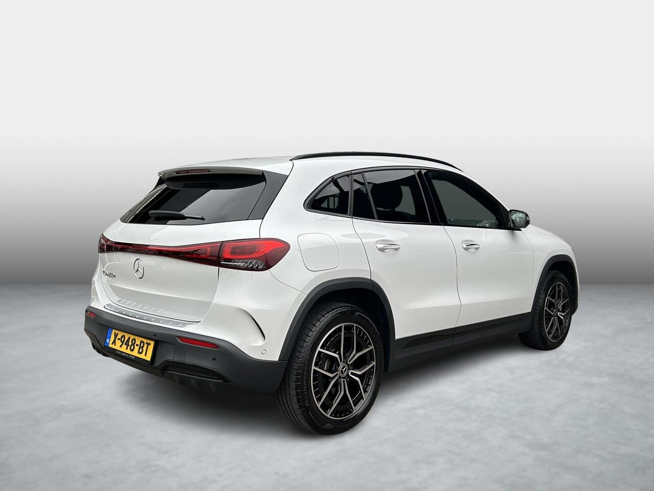 Mercedes-Benz EQA 250+ Business Edition 71 kWh | Panoramadak | Memory | Sfeerverlichting