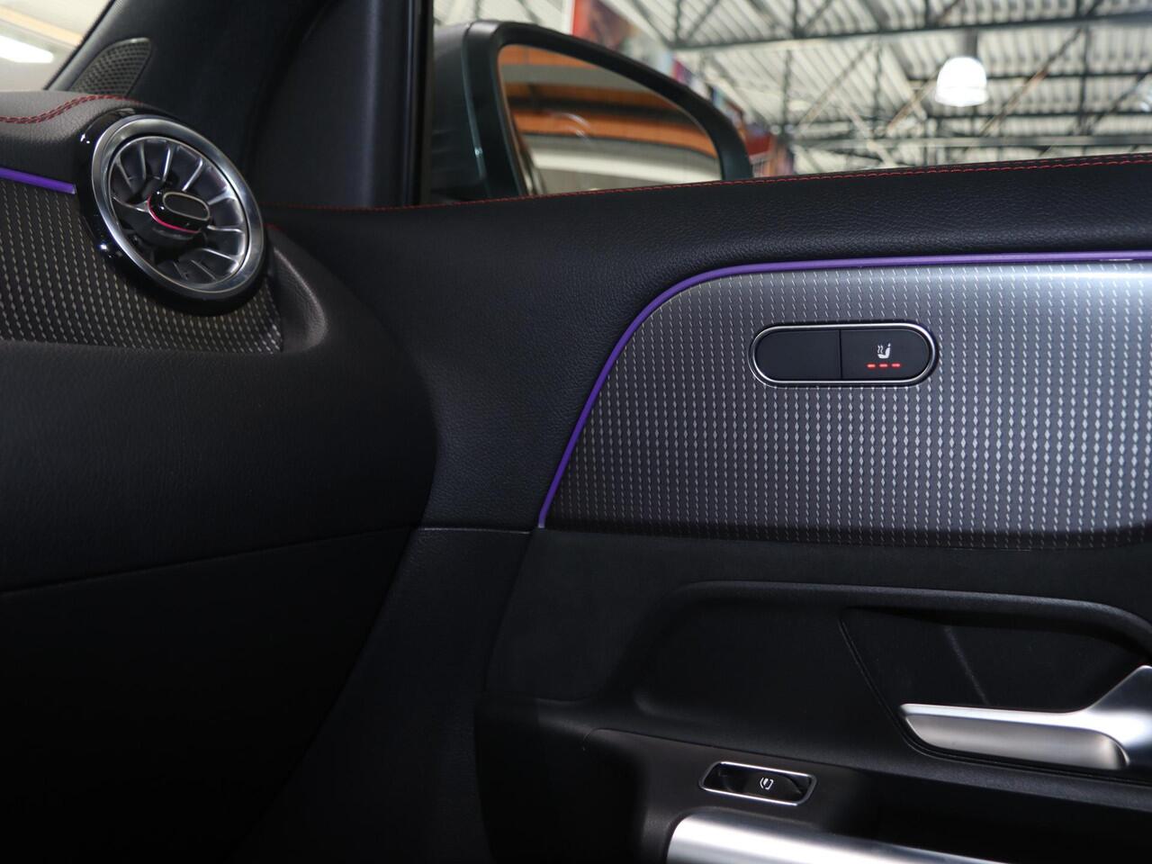 Mercedes-Benz EQA 250 AMG Line 67 kWh | Elektrische achterklep | Sfeerverlichting | Stoelverwarming |