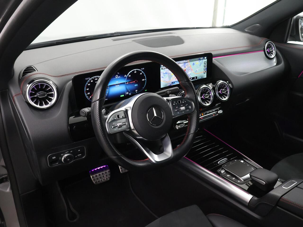 Mercedes-Benz EQA 250 67 kWh | AMG | Stoelverwarming | Sfeerverlichting | Achteruitrijcamera |