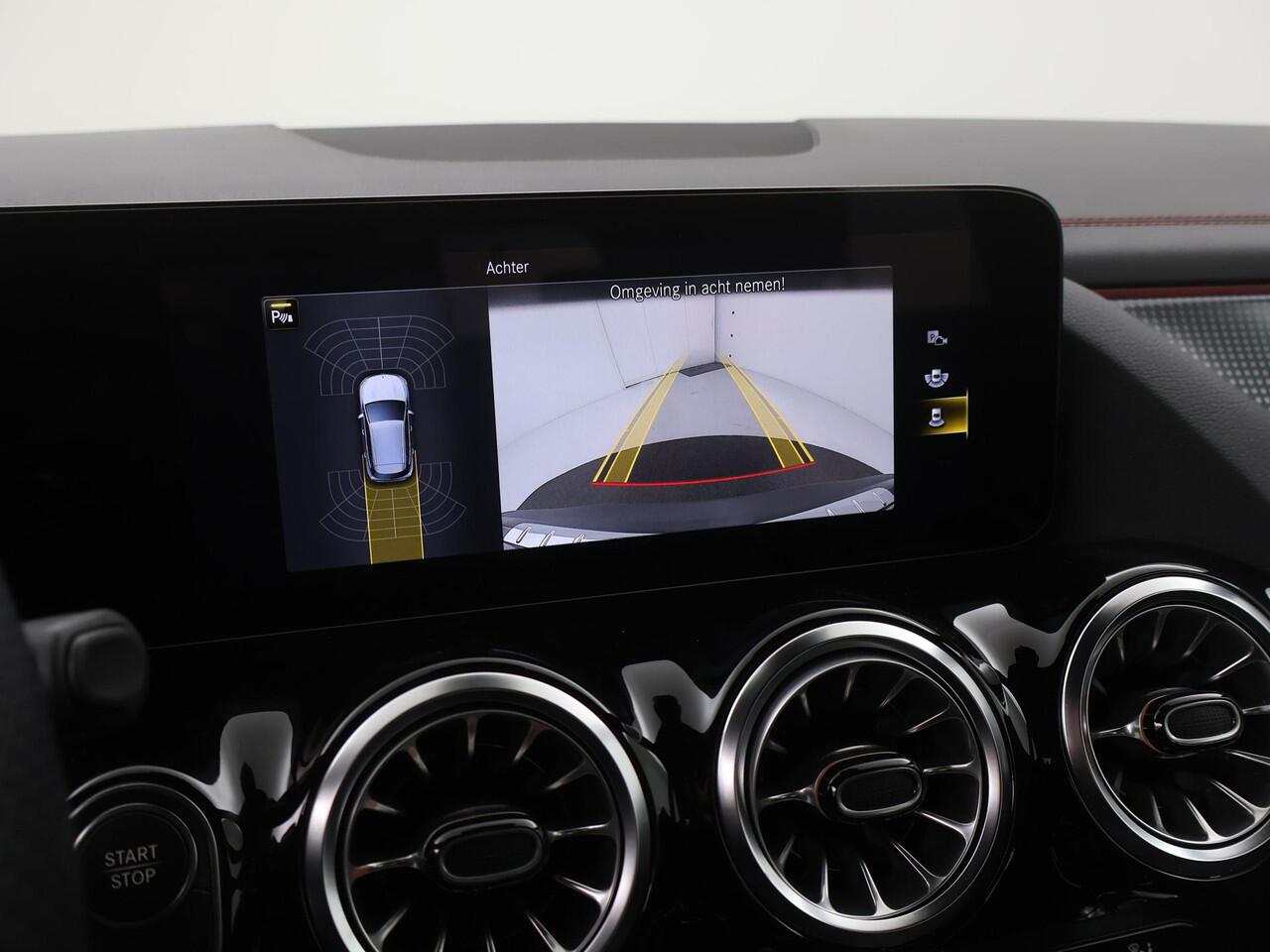 Mercedes-Benz EQA 250 AMG Line 67 kWh NAVI|BLIS|ELEK.ACHTERKLEP|STOELVERW|LED|CAMERA|APPLECARPLAY