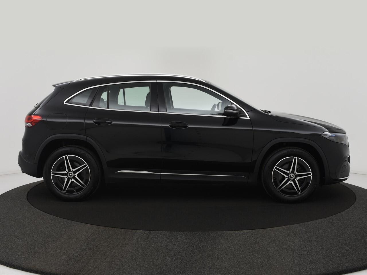 Mercedes-Benz EQA 250 AMG Line 67 kWh NAVI|BLIS|ELEK.ACHTERKLEP|STOELVERW|LED|CAMERA|APPLECARPLAY