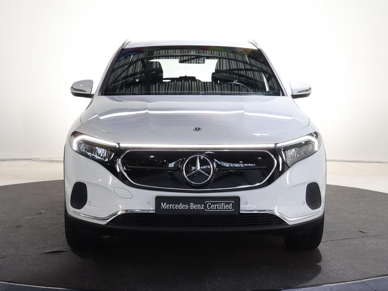 Mercedes-Benz EQA 250+ Business Edition 71 kWh | Stoelverwarming | Getint glas | Achteruitrijcamera | 18" lichtmetalen velgen |
