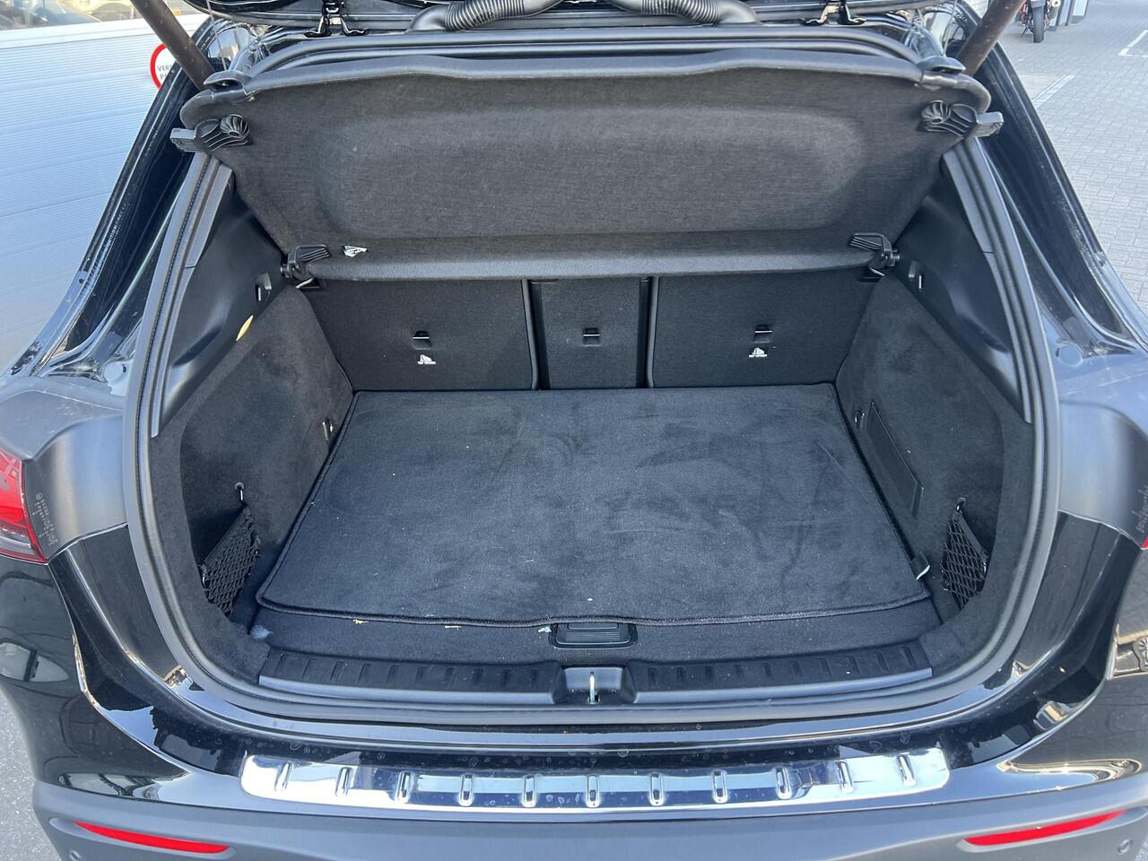 Mercedes-Benz EQA 250+ Business Edition | AMG | Business Plus | Panoramadak | 360° Camera | Sfeerverlichting | Memorystoelen Verwarmd | Apple & Android Carplay