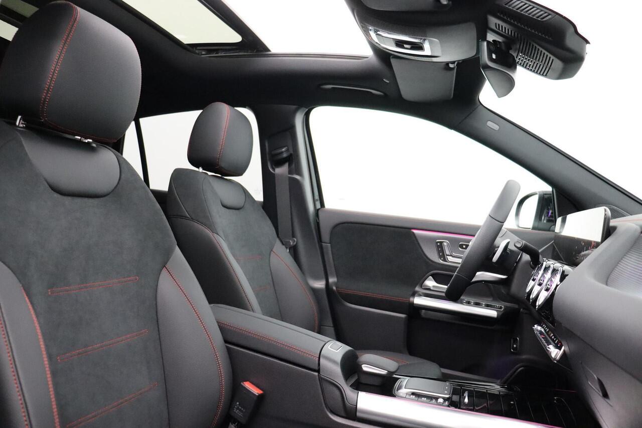 Mercedes-Benz EQA 250+ | Panoramadak | Trekhaak | 360° Camera | AMG Line | Business Plus | Dodehoekassistent | Apple CarPlay | Android Auto | Elektrisch Verstelbare Voorstoelen + Memory | Stoelverwarming | Sfeerverlichting
