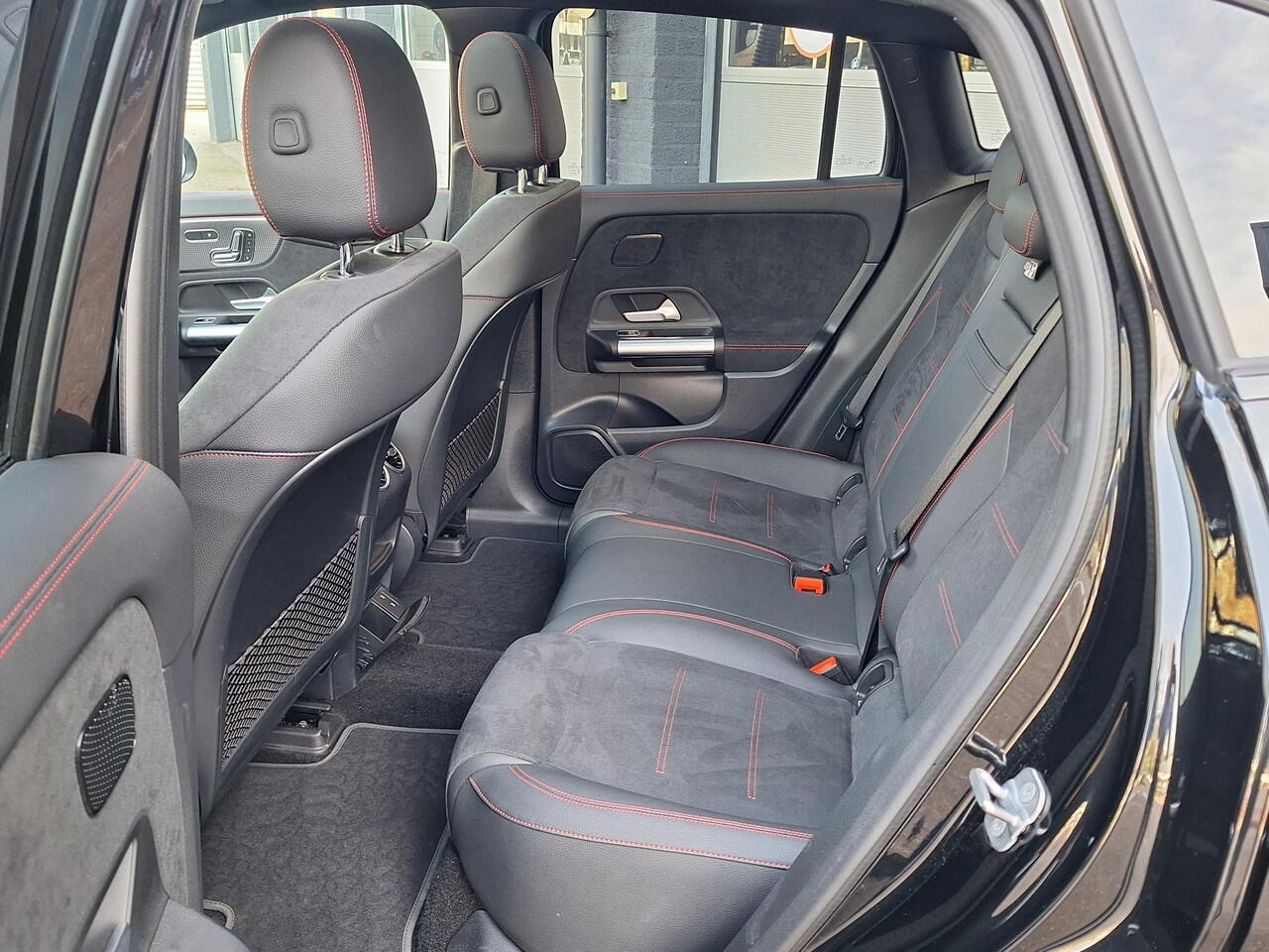 Mercedes-Benz EQA 250+ Business Edition 71 kWh | AMG Line | Panoramadak | Night pakket | Memory pakket | 360° Camera | Dodehoekassistentie | Sfeerverlichting | Keyless-GO | Elektrische achterklep