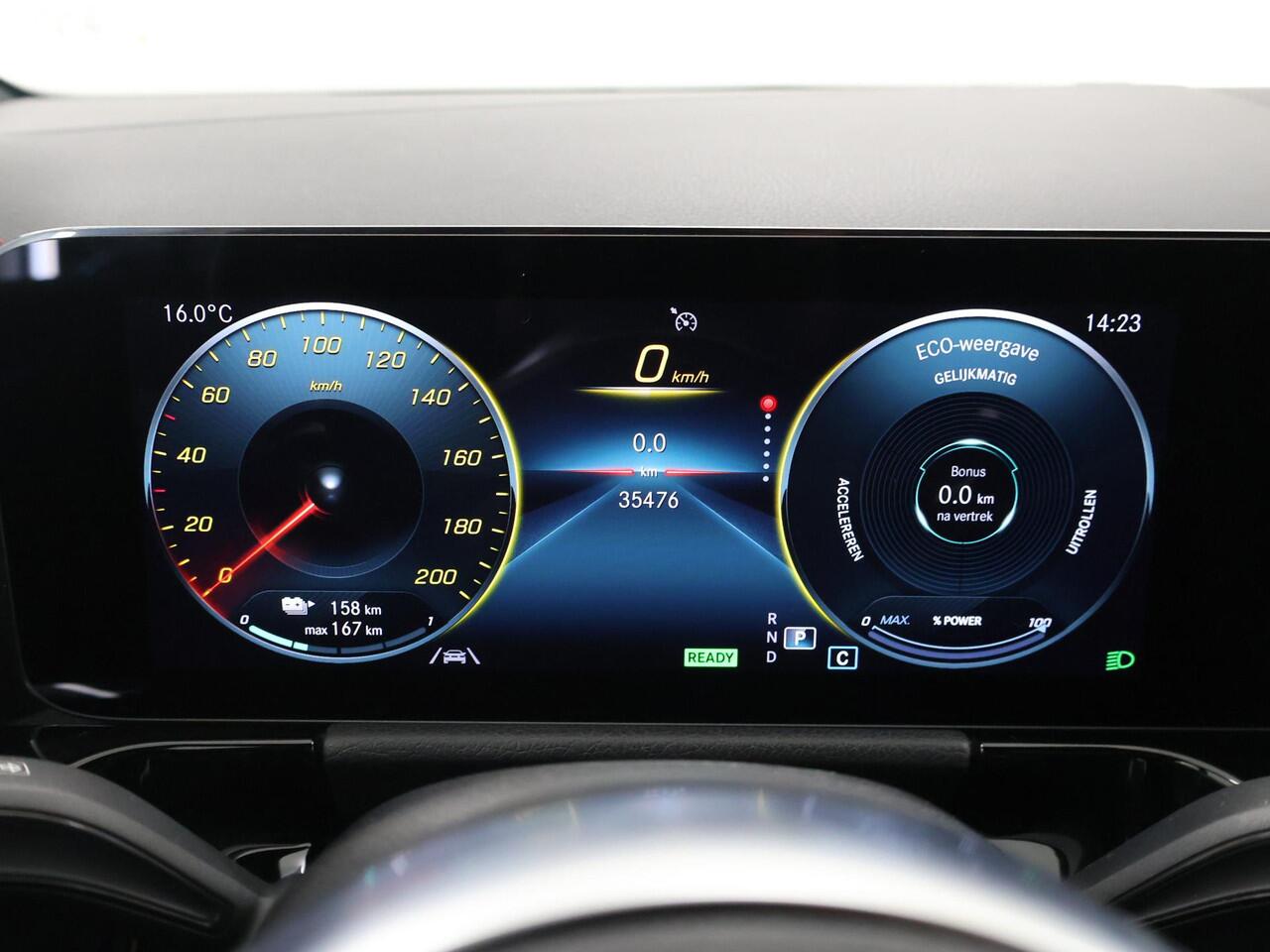 Mercedes-Benz EQA 250+ AMG Line 71 kWh | Night pakket | Stoelverwarming | Widescreen | Sfeerverlichting |