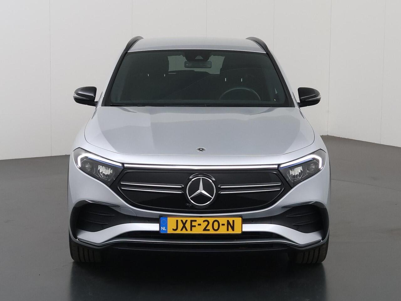 Mercedes-Benz EQA 250+ AMG Line 71 kWh | Night pakket | Stoelverwarming | Widescreen | Sfeerverlichting |