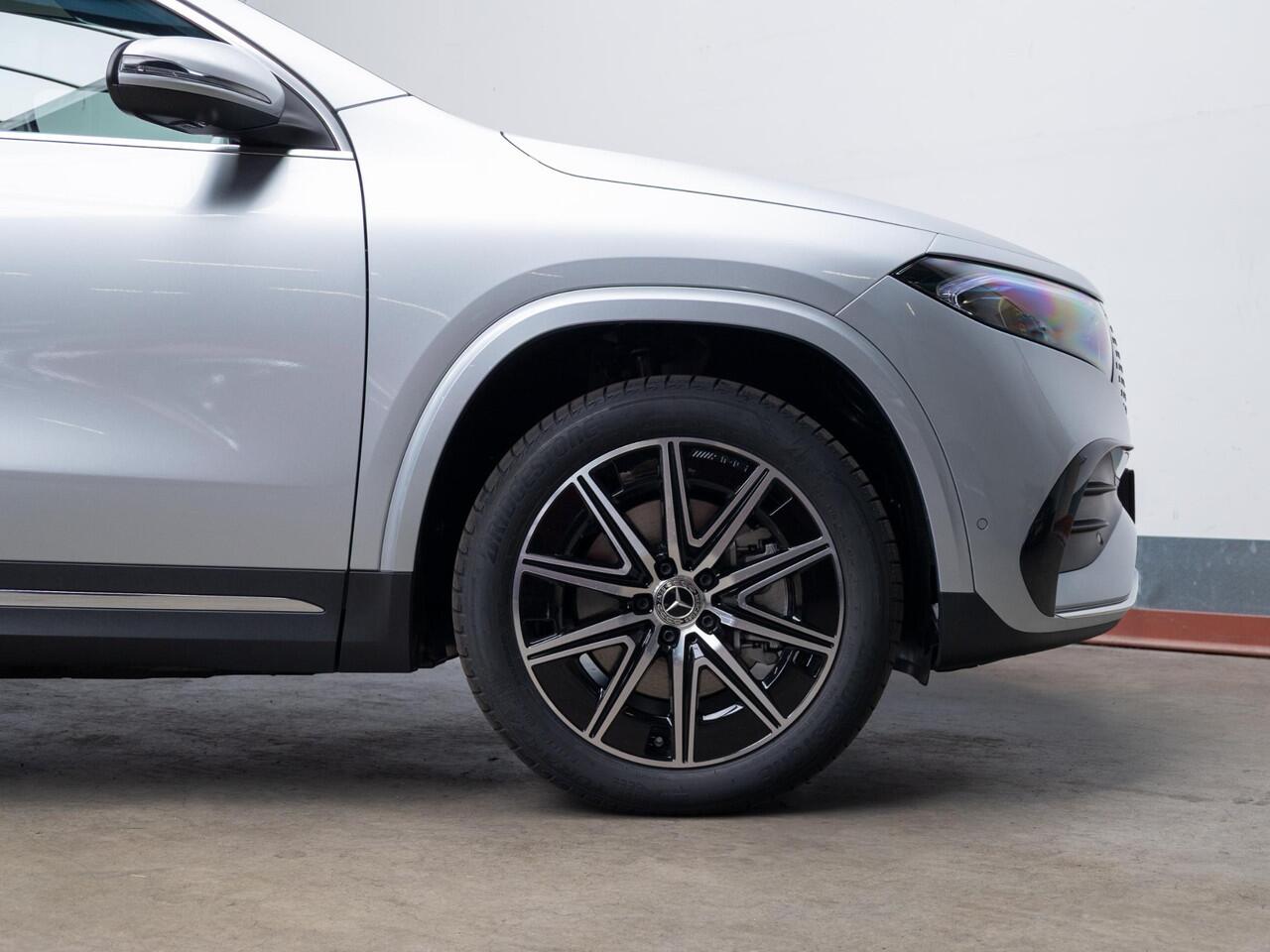 Mercedes-Benz EQA 250+ Business Solution AMG Panorama dak