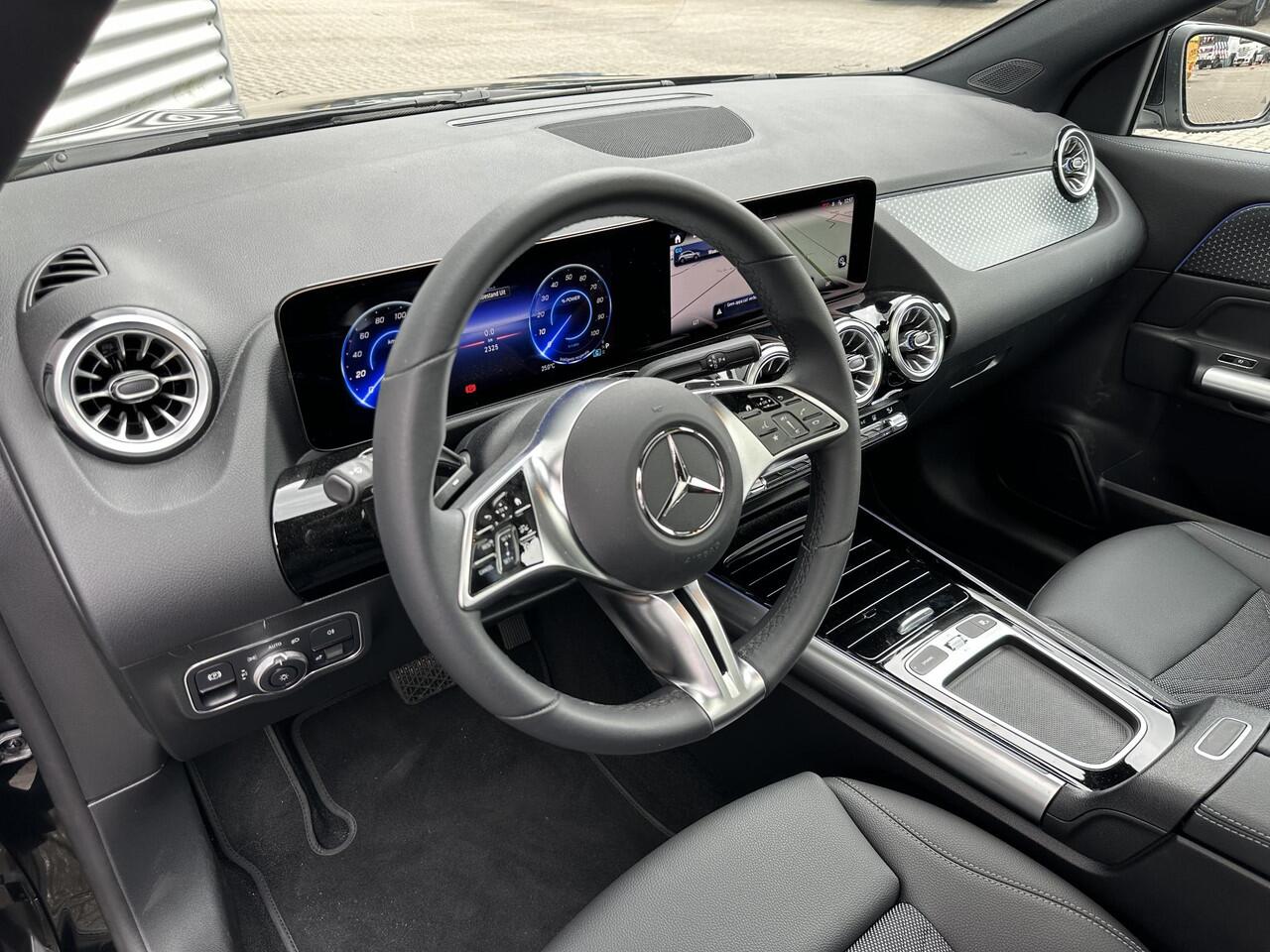 Mercedes-Benz EQA 250+ Business Line Limited Panorama dak | Trekhaak