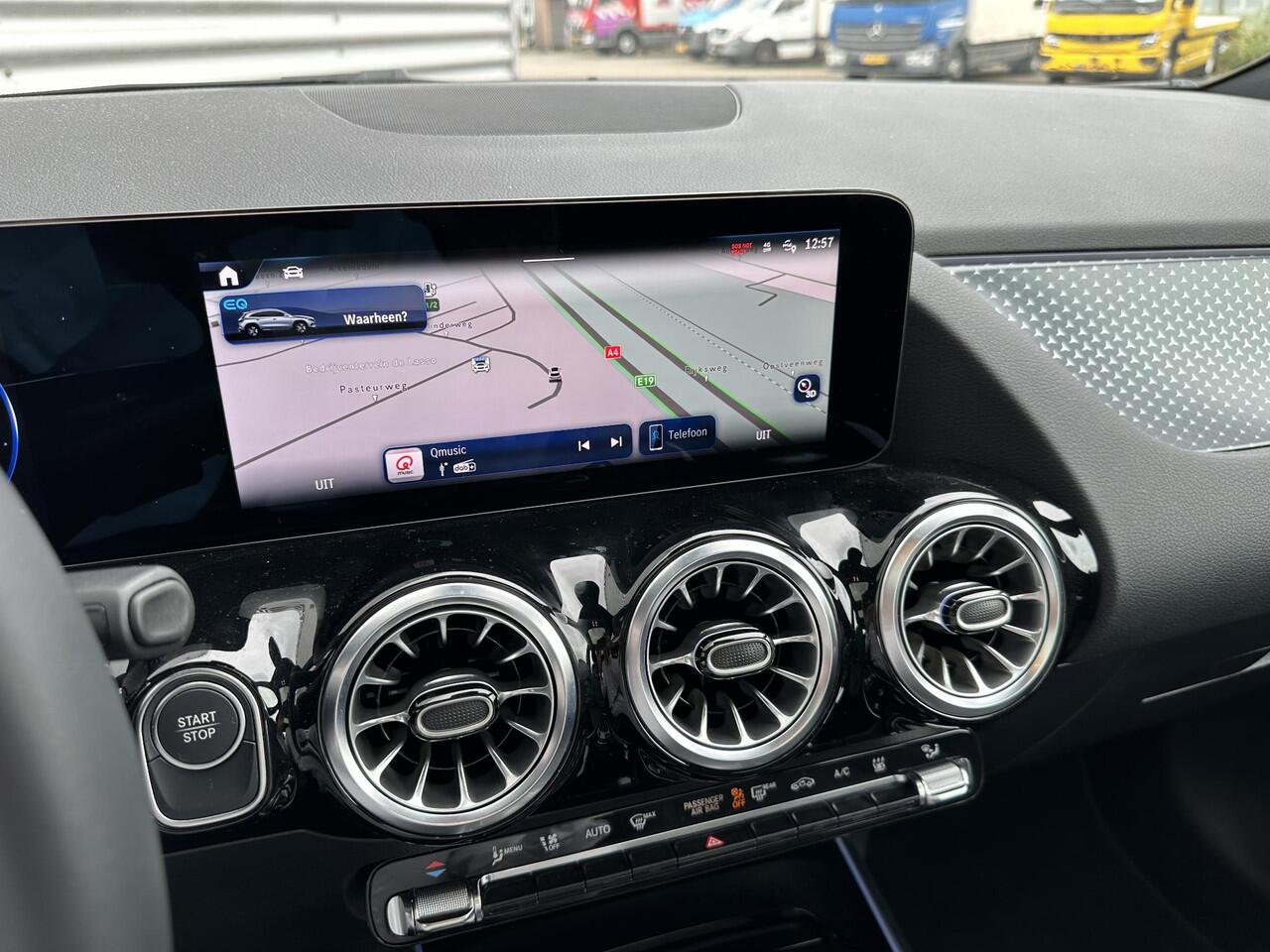 Mercedes-Benz EQA 250+ Business Line Limited Panorama dak | Trekhaak