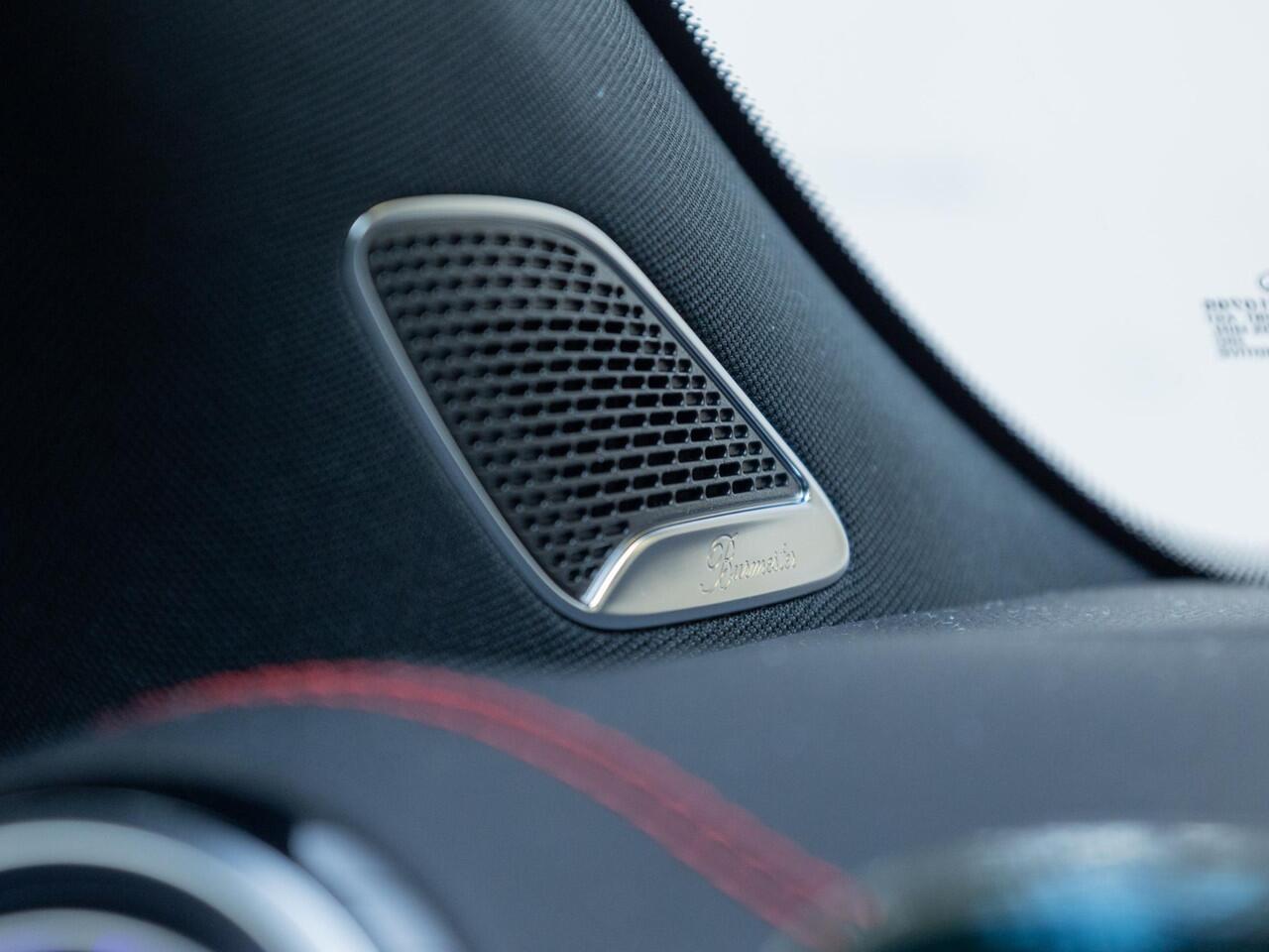 Mercedes-Benz EQA 250+ Business Solution AMG Panorama dak | Trekhaak