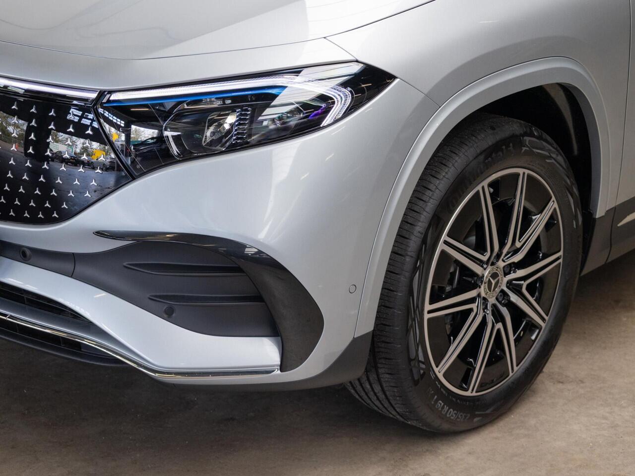 Mercedes-Benz EQA 250+ Business Solution AMG Panorama dak | Trekhaak