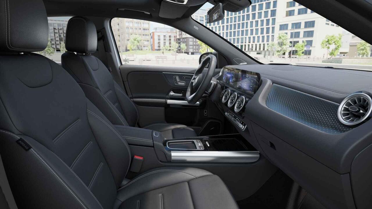 Mercedes-Benz EQA 250+ Business Solution AMG 71 kWh | Panoramaschuifdak | Dodehoekassistent | Head-up | Leder | Burmester | Winterpakket |