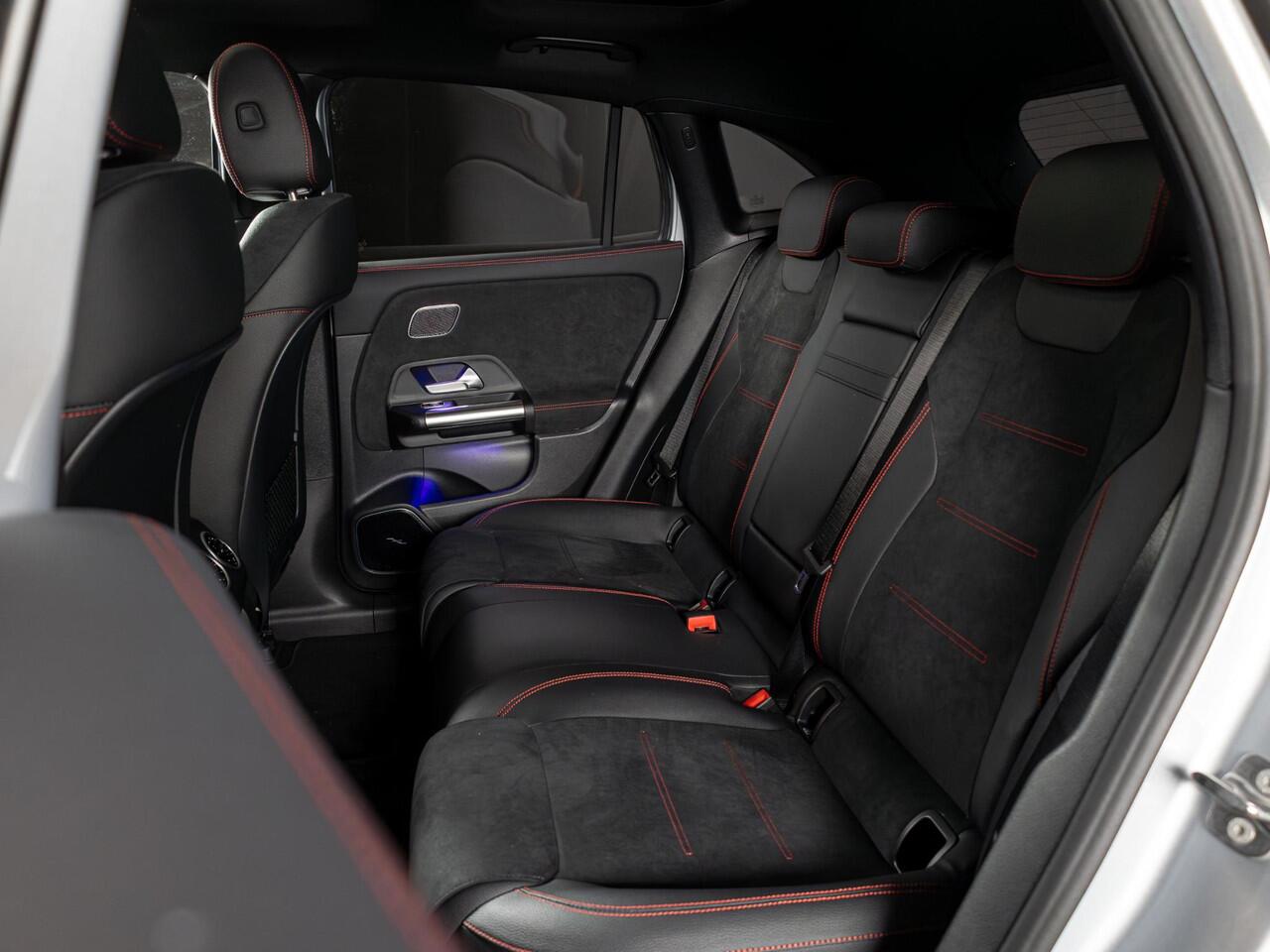 Mercedes-Benz EQA 250+ Business Solution AMG 71 kWh Panorama dak