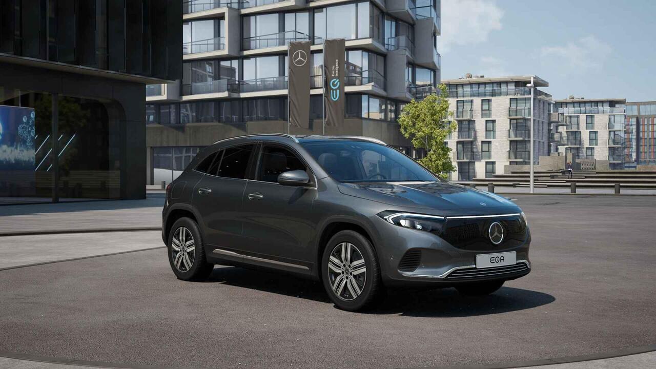 Mercedes-Benz EQA 250+ Business Solution Luxury 71 kWh | Panoramaschuifdak | Rijassistentiepakket | Winter pakket | Burmester | Achteruitrijcamera | Dodehoekassistent |