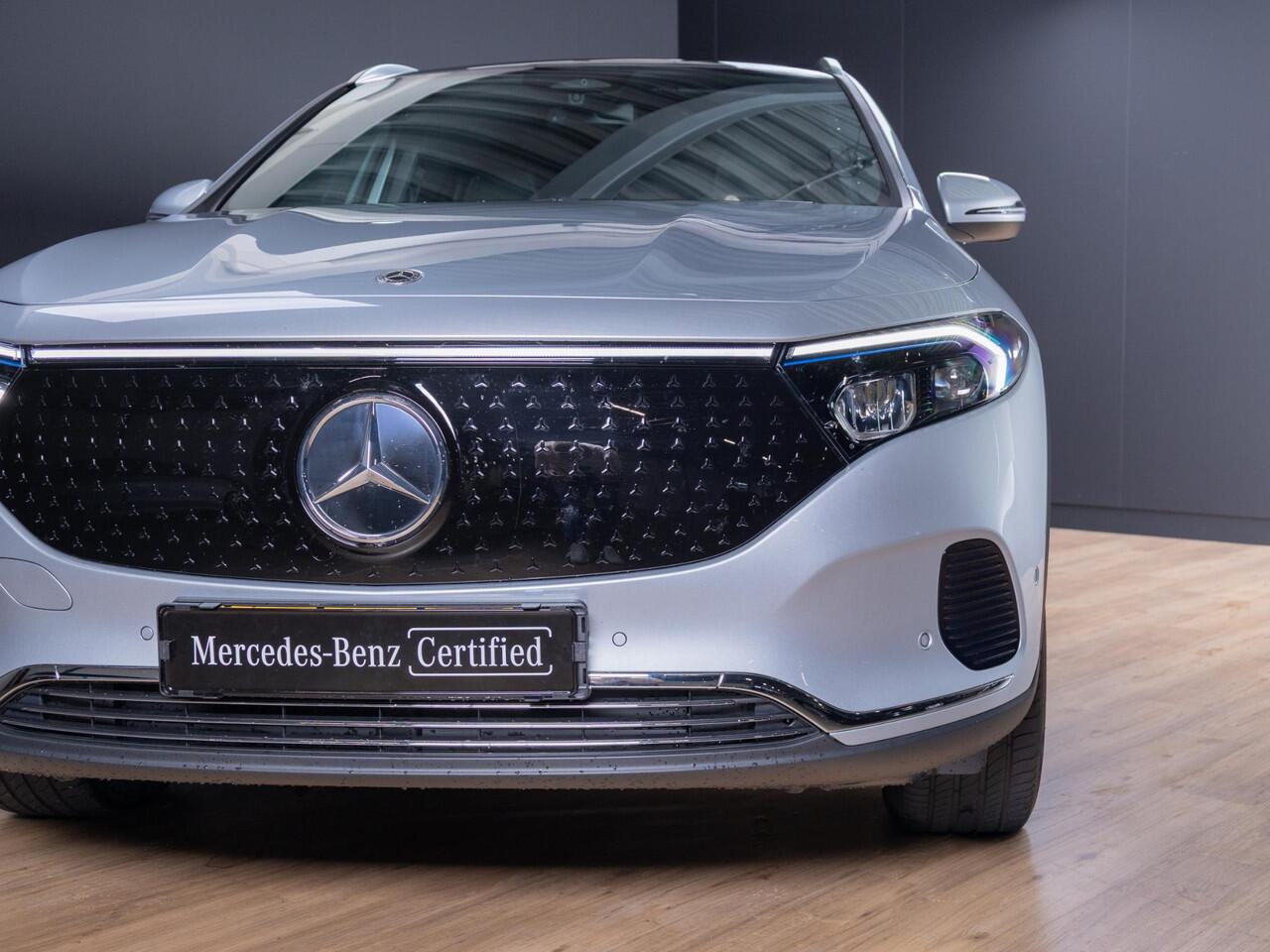 Mercedes-Benz EQA 250+ Business Line LIMITED 71 kWh Panorama dak