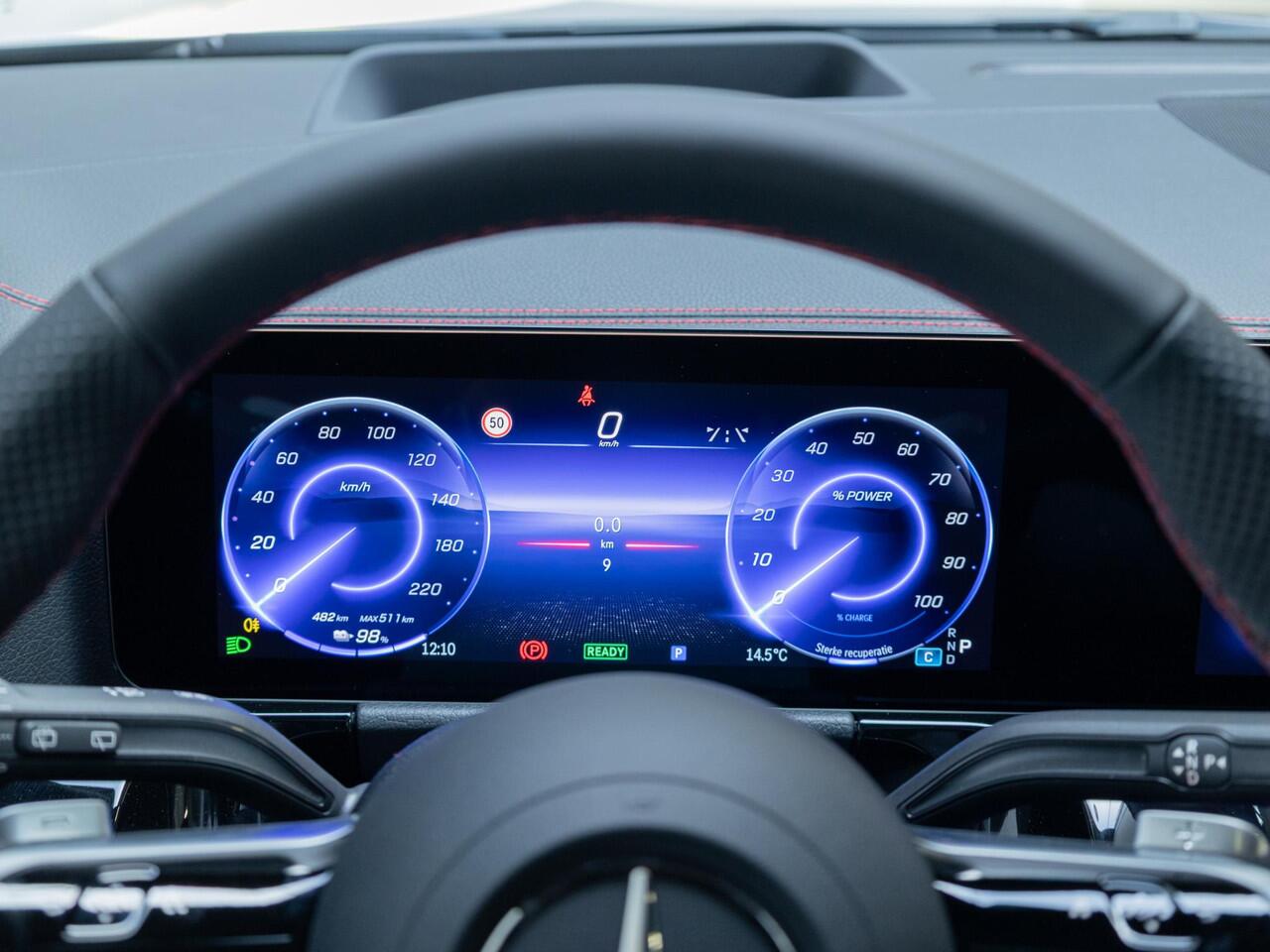 Mercedes-Benz EQA 250+ Business Solution AMG 71 kWh Panorama dak