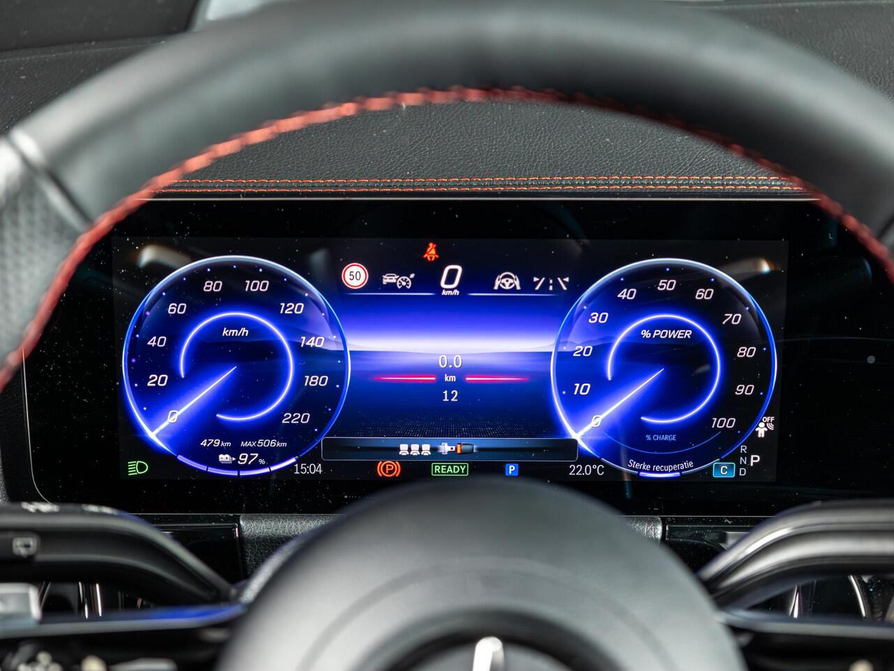 Mercedes-Benz EQA 250+ Business Solution AMG 71 kWh Panorama dak