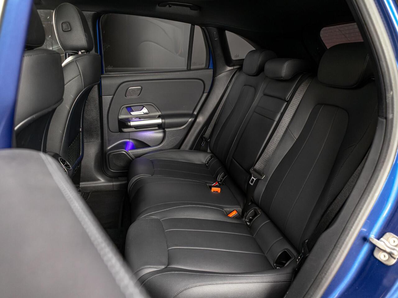 Mercedes-Benz EQA 250+ Luxury Line 71 kWh Panorama dak