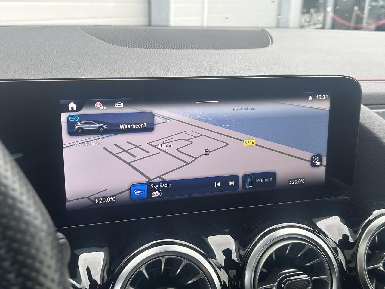 Mercedes-Benz EQA 250+ AMG | Night Pakket | Panoramadak | 360° Camera | DISTRONIC afstandsassistent | Dodehoekassistent | Apple CarPlay | Android Auto | Advanced Sound System | Sfeerverlichting | Stoelverwarming | Elektrische Achterklep