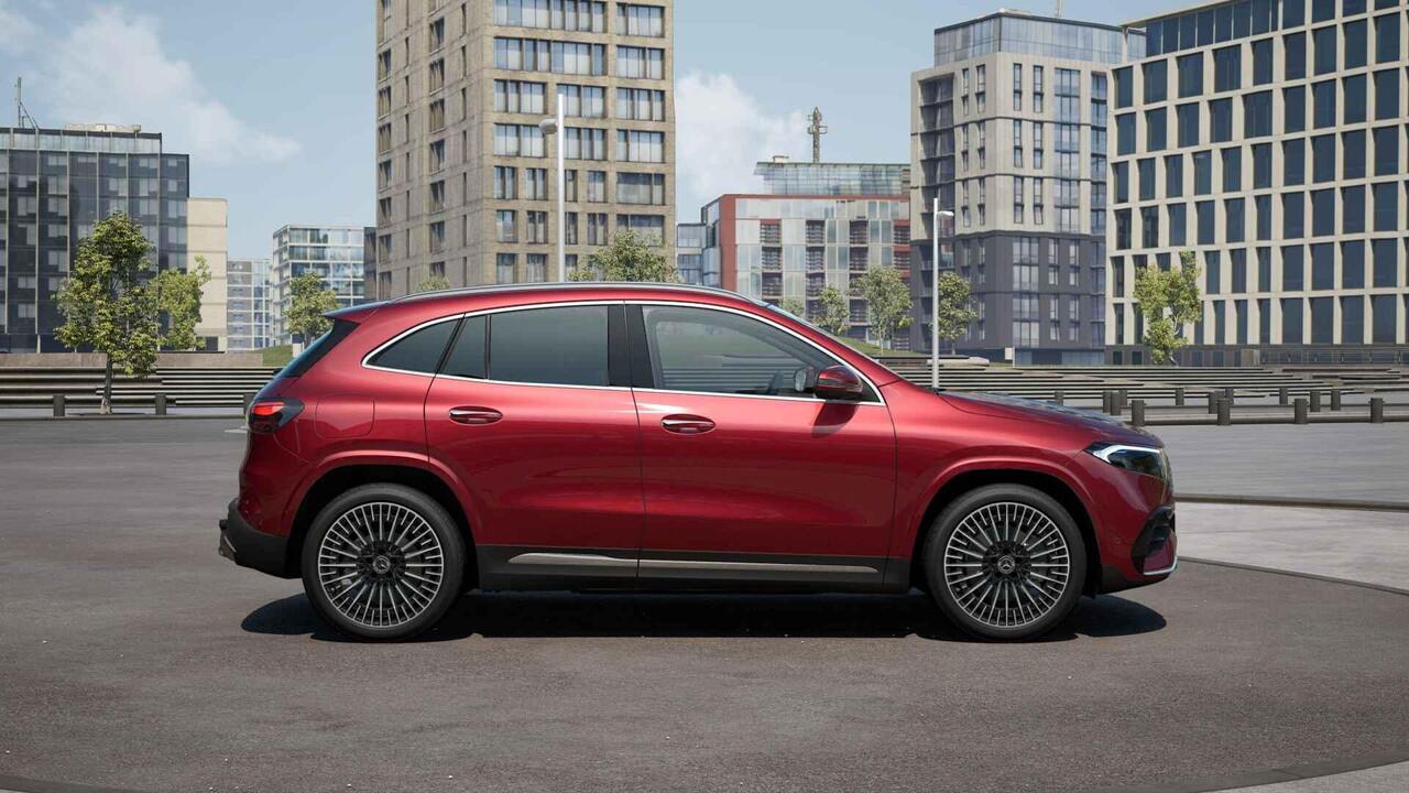 Mercedes-Benz EQA 250+ Business Solution AMG 71 kWh | Panoramaschuifdak | Leder | Head-up | Burmester | Winterpakket | Trekhaak |