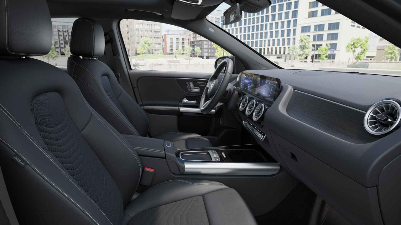 Mercedes-Benz EQA 250+ Business Solution Luxury 71 kWh | Panoramaschuifdak | Rijassistentie pakket | Achteruitrijcamera | Stoelverwarming | Dodehoekassistent |