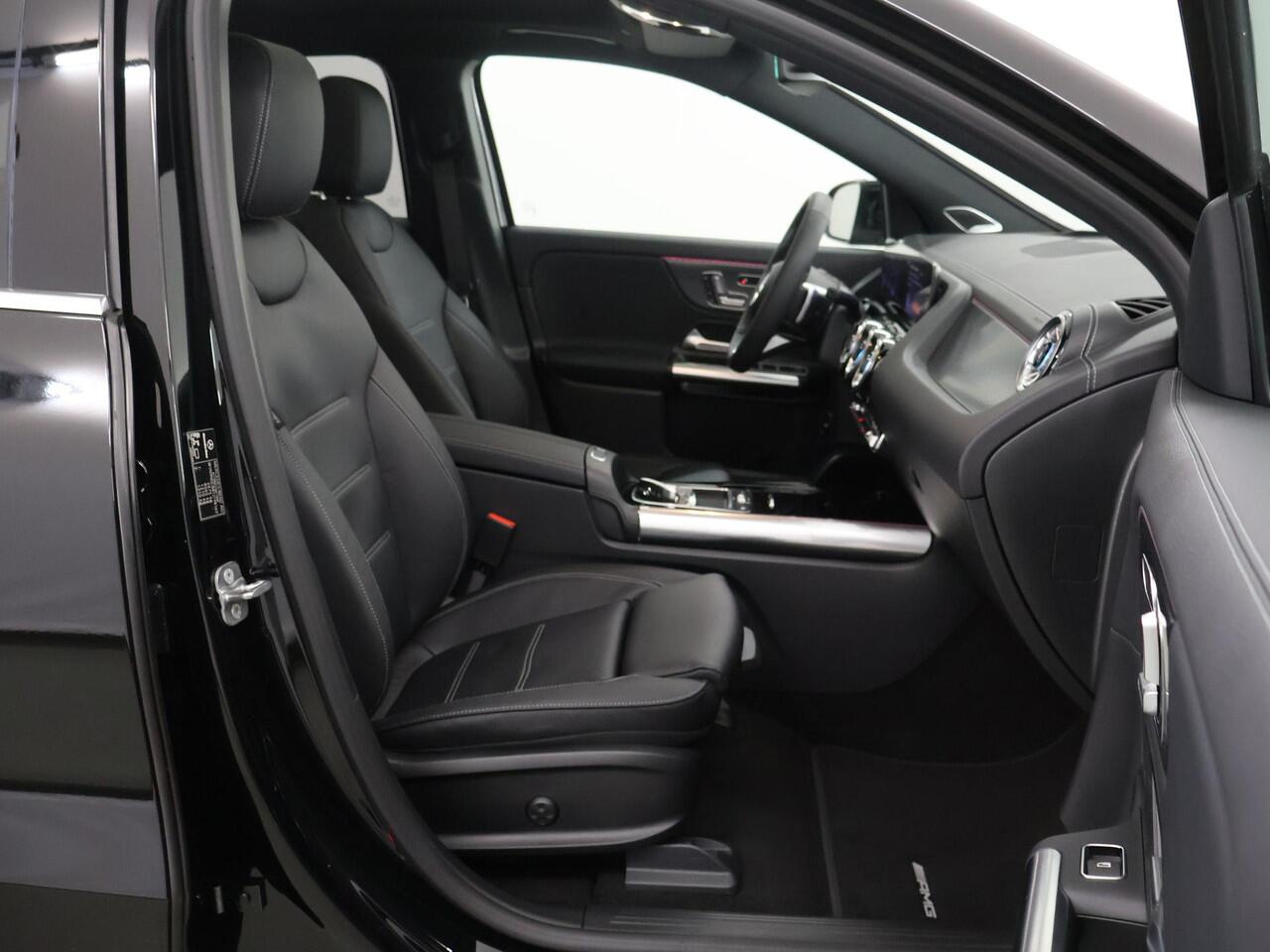 Mercedes-Benz EQA 250+ Business Solution AMG 71 kWh | Panoramaschuifdak | Leder | Head-up | Burmester | Winterpakket |