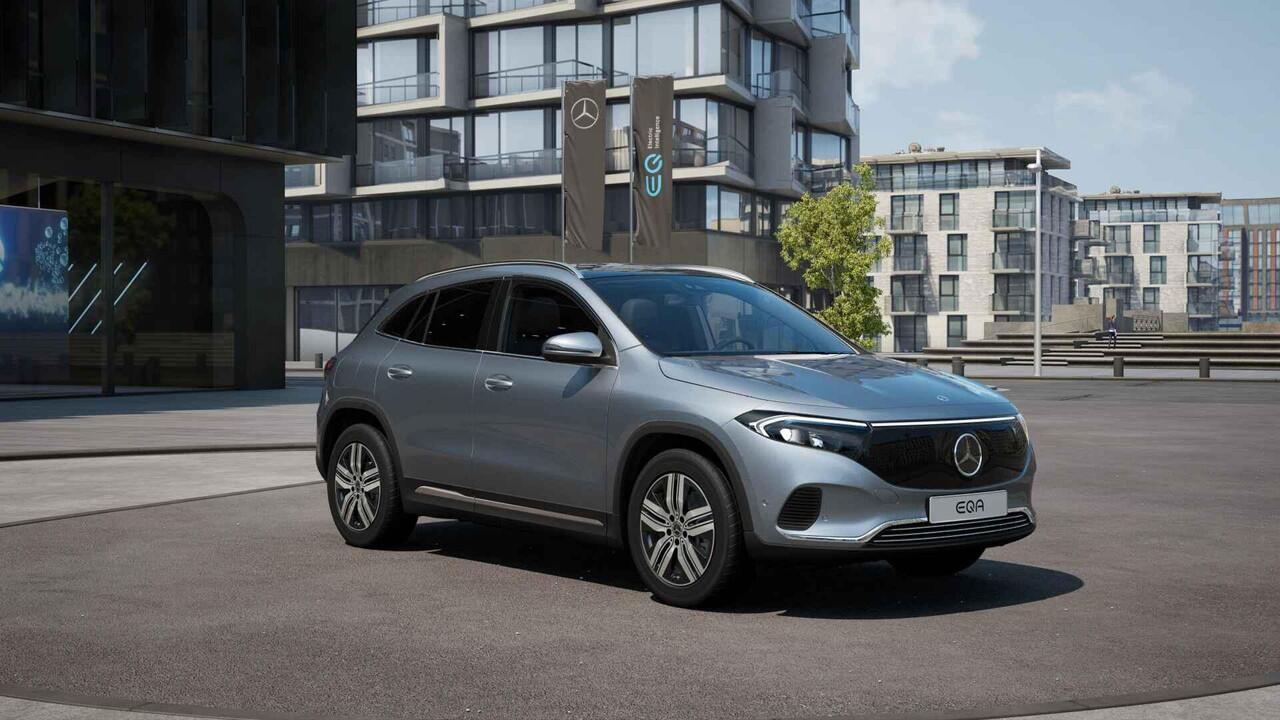 Mercedes-Benz EQA 250+ Business Solution Luxury 71 kWh | Panoramaschuifdak | Rijassistentie pakket | Achteruitrijcamera | Stoelverwarming | Dodehoekassistent | Winterpakket |