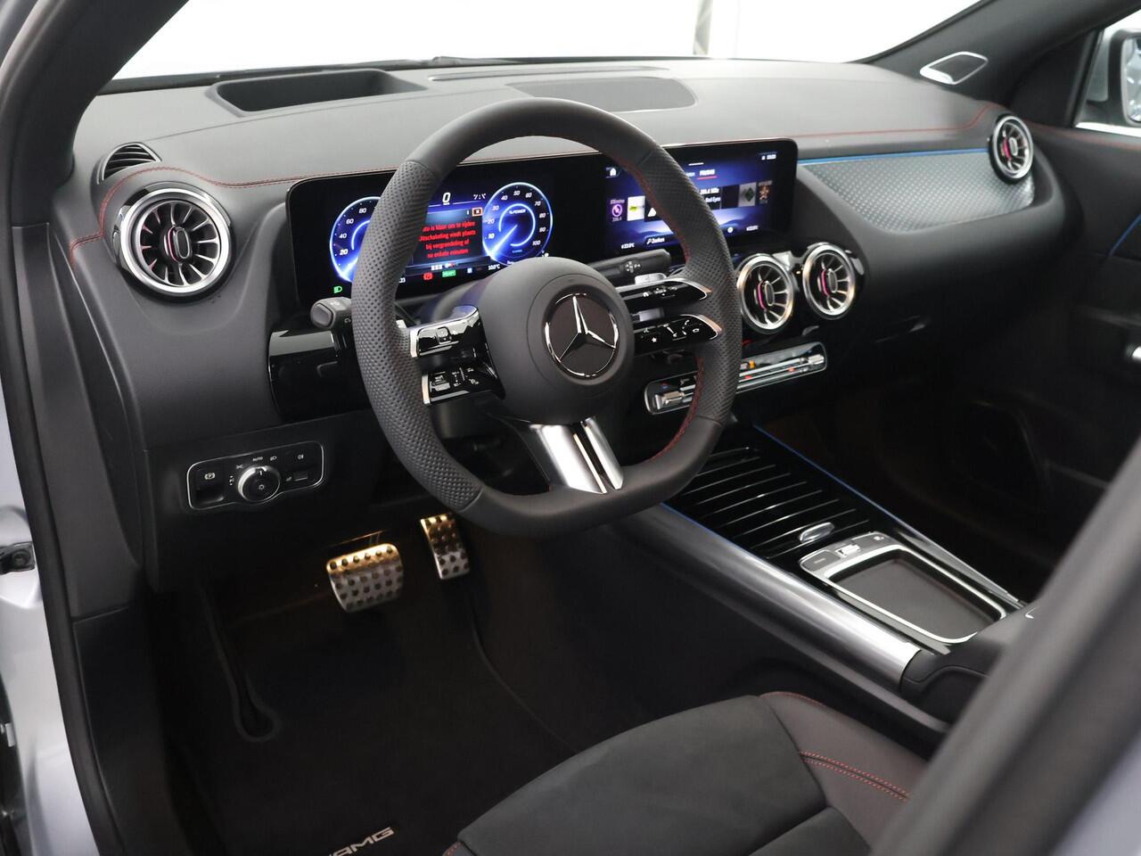 Mercedes-Benz EQA 250+ Business Solution AMG 71 kWh | Panoramaschuifdak | Dodehoekassistent | Head-up | Burmester | Winterpakket |