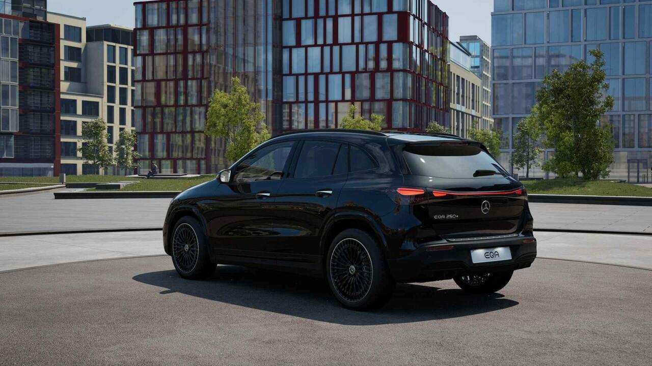 Mercedes-Benz EQA 250+ Business Solution AMG 71 kWh | Panoramaschuifdak | Head-up | Burmester | Winterpakket | 20"LM velgen |