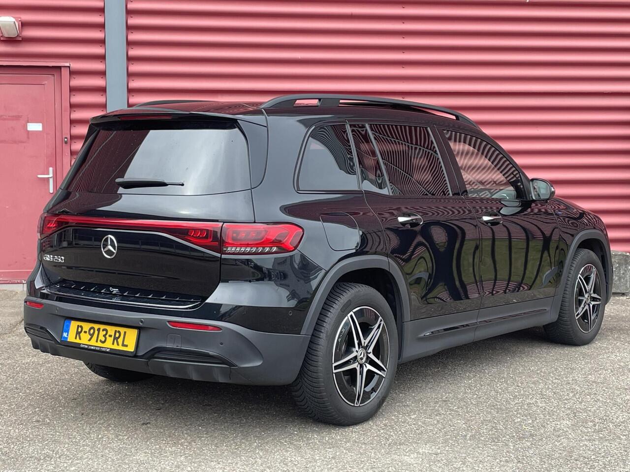 Mercedes-Benz EQB 250 AMG | Panoramadak | Night Pakket