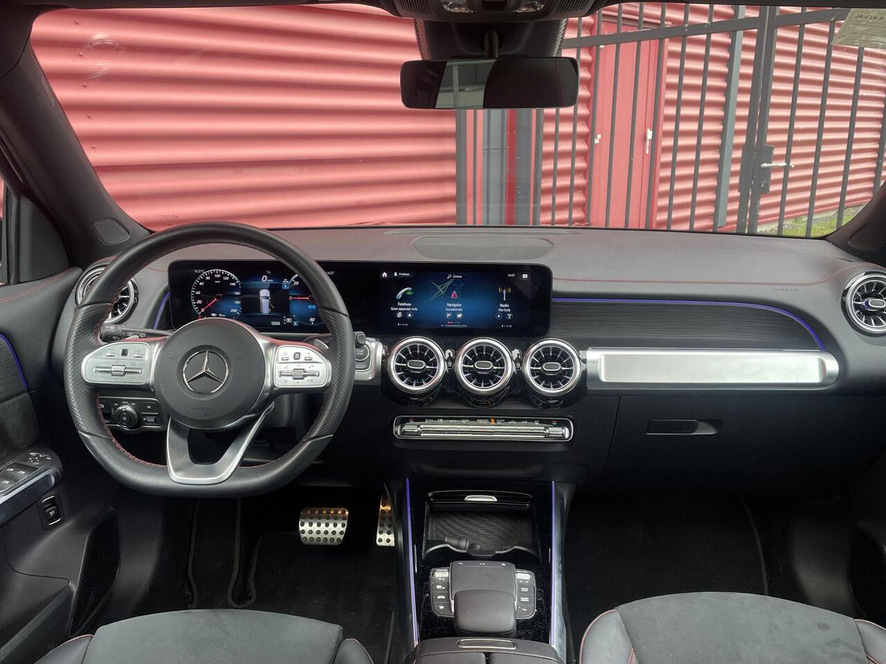 Mercedes-Benz EQB 250 AMG | Panoramadak | Night Pakket