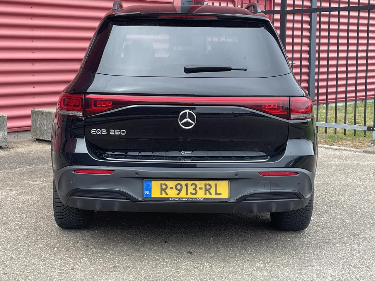 Mercedes-Benz EQB 250 AMG | Panoramadak | Night Pakket