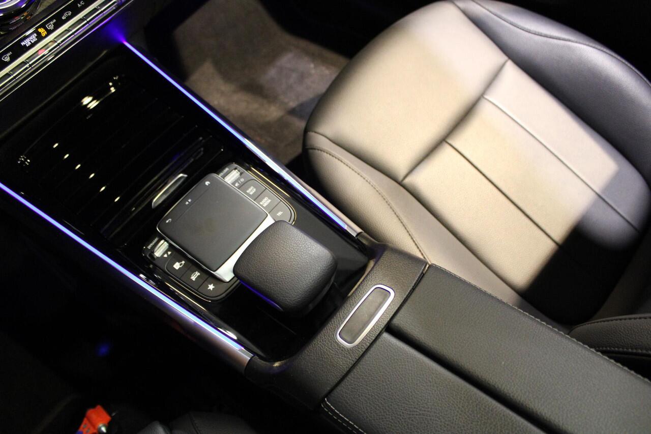 Mercedes-Benz EQB 300 4MATIC AMG Line 67 kWh Panorama dak