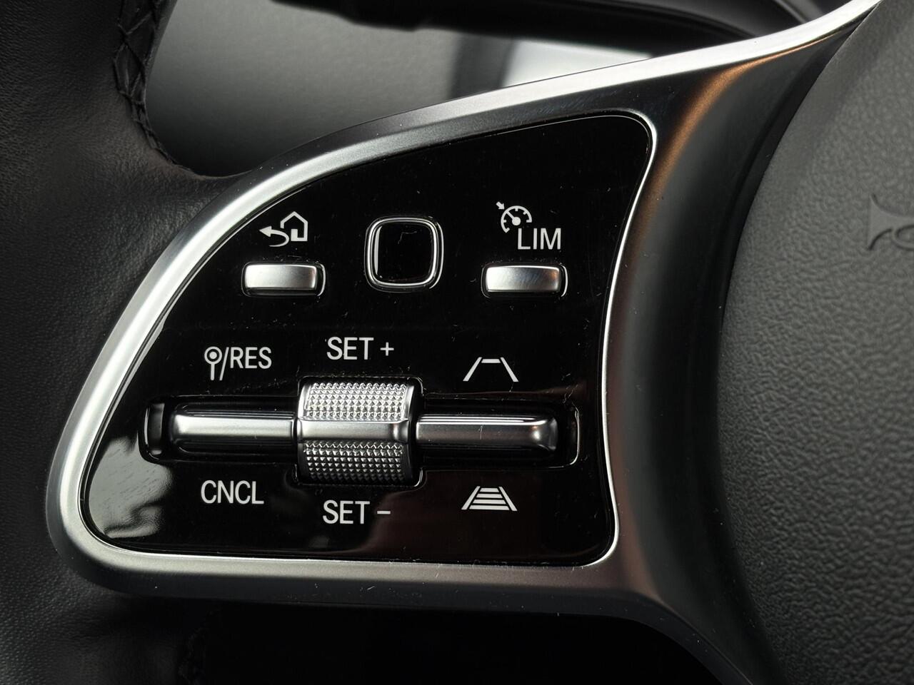 Mercedes-Benz EQB 250+ Business Line 71 kWh