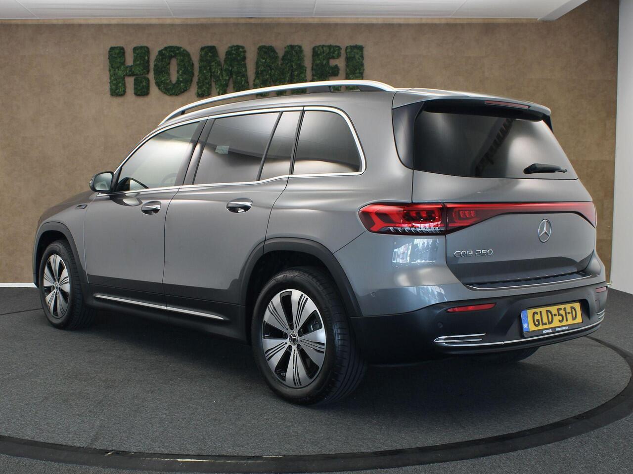 Mercedes-Benz EQB 250 Business Line 67 kWh - SOH 99% !!!- ELEKTRISCHE ACHTERKLEP - KEYLESS ENTRY/ START - 18 INCH LICHT METALEN VELGEN - NAVIGATIE - APPLE CARPLAY/ ANDROID AUTO - VOORSTOELEN VERWARMD - LAGE KILOMETERSTAND - ACHTERBANK VERSCHUIFBAAR