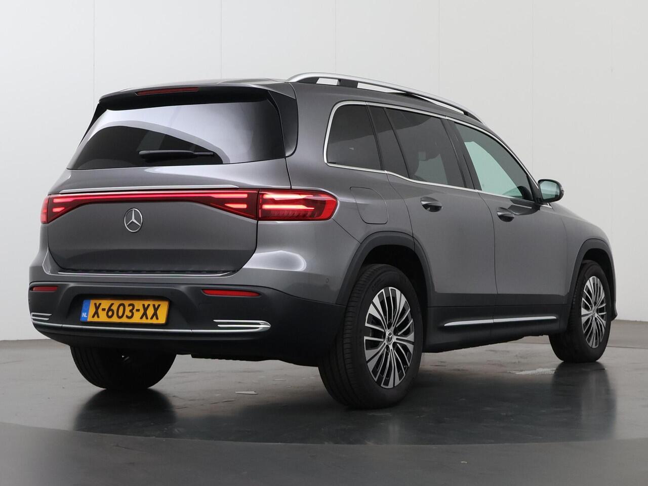 Mercedes-Benz EQB 250+ Business Line 7persoons 71 kWh | Panoramadak | Sfeerverlichting | Stoelverwarming |