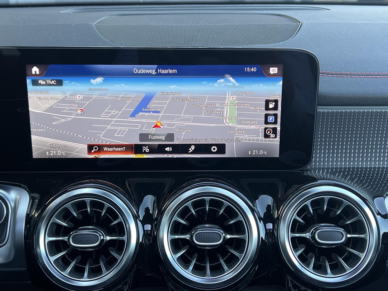 Mercedes-Benz EQB 250+ | AMG Line | Panoramadak | Night Pakket | Business Plus Pakket | Elektrisch Verstelbare Stoelen + Memory | Dodehoekassistent | 360° Camera | Advanced Sound System | Sfeerverlichting | Stoelverwarming