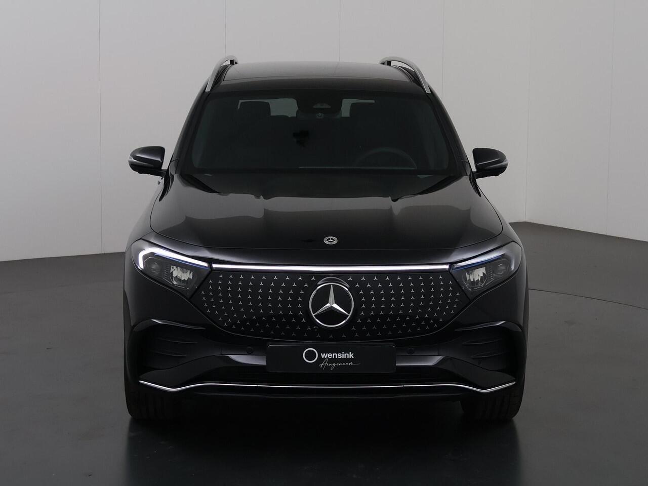 Mercedes-Benz EQB 250+ AMG Line 360 Camera | Panorama dak | 20 inch Lm Velgen | Elek stoel bediening | Headup display | Apple Carplay | Dodehoek ass.