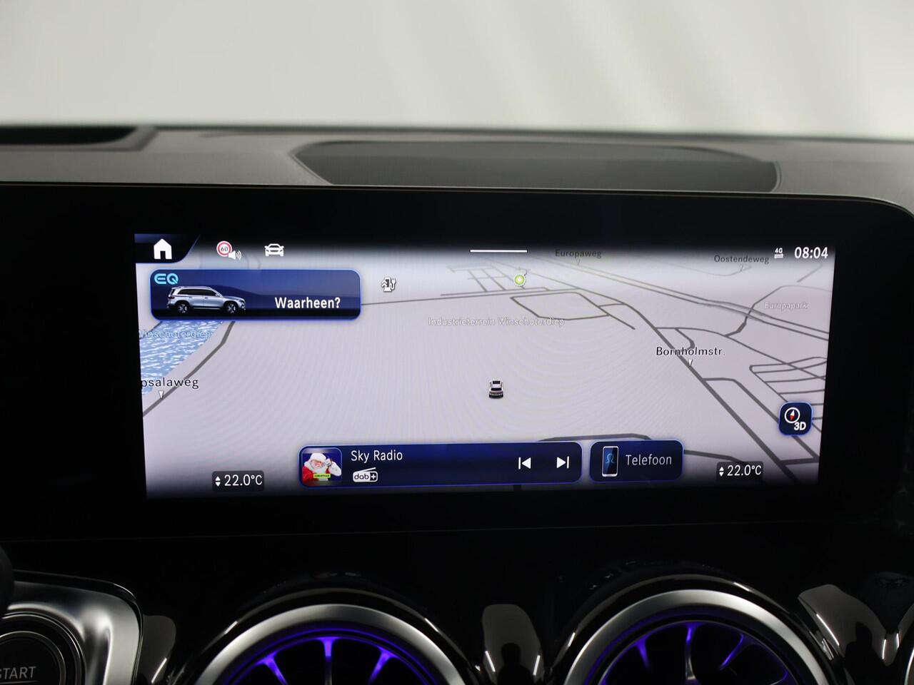 Mercedes-Benz EQB 250+ AMG Line 71 kWh | Panoramaschuifdak | Head-up display | Keyless go | Verstelbare demping| Smartphone-integratie |