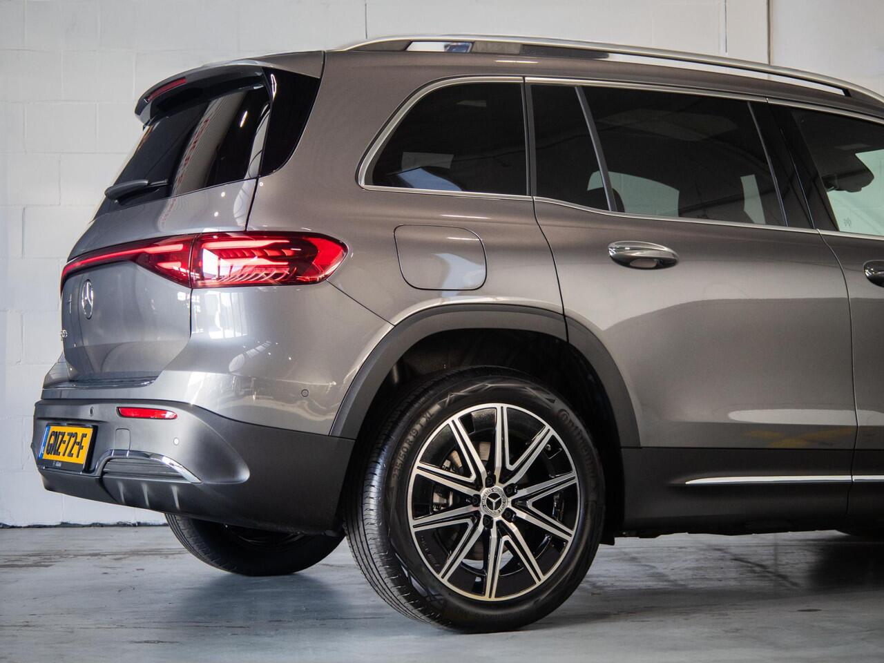 Mercedes-Benz EQB 250+ AMG Line 71 kWh Panorama dak