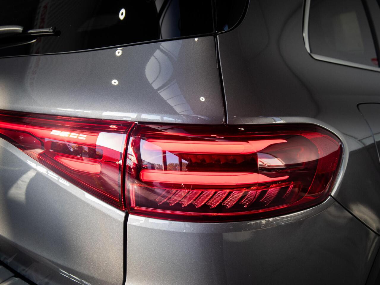 Mercedes-Benz EQB 250+ AMG Line 71 kWh Panorama dak