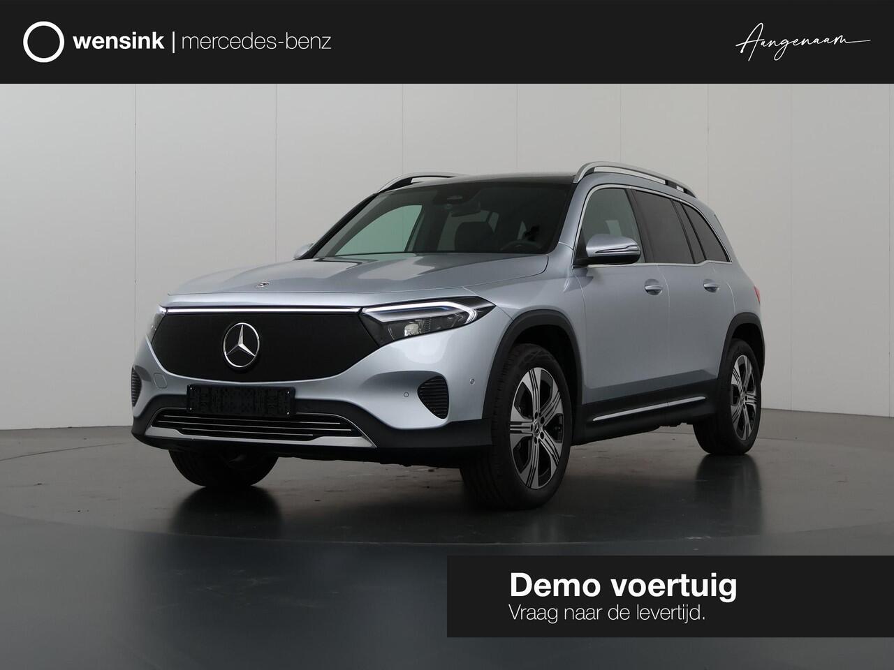 Mercedes-Benz EQB 250+ Luxury Line 71 kWh | 7-Pers | Panoramaschuifdak | Winter-pakket | Elektrisch verstelbare stoelen | 360 graden camera |