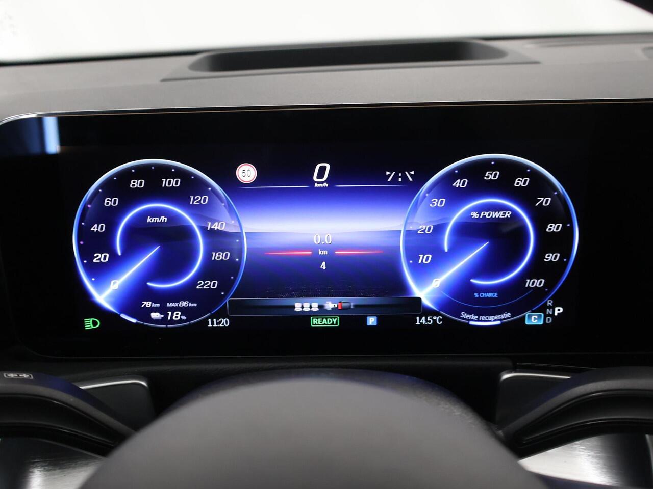 Mercedes-Benz EQB 250+ AMG Line | Night | Panoramadak | Head-up Display | Burmester | Sfeerverlichting | 360 Camera | Memory Stoelen |